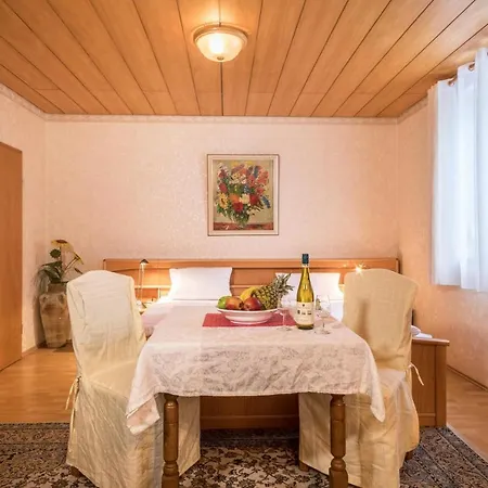 Haus Mohrle 2 Apartment Uberlingen